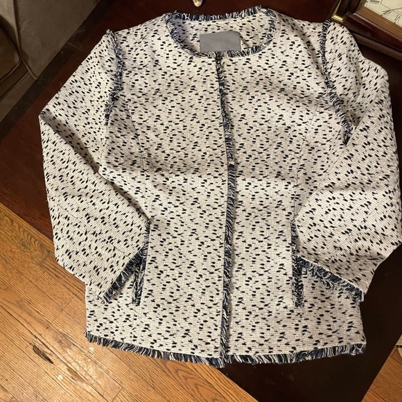 Classiques Entier Tweed MSRP $288 - Picture 3 of 11